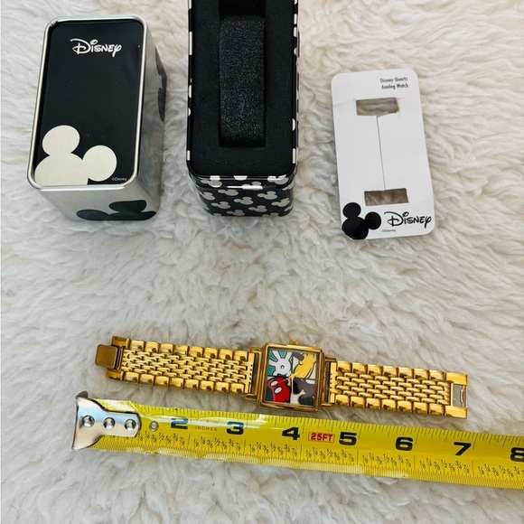 Disney Gold Mickey Mouse Watch main image 12
